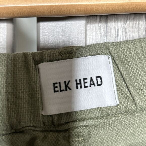 Elk Head Linen Shorts Olive Green - Picture 3 of 9